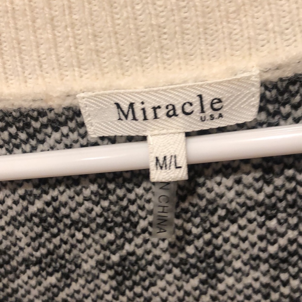 Vici Gingham Pullover Sweater Medium - image 3